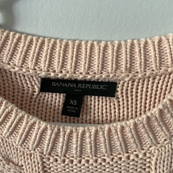 Light Pink Banana Republic Sweater - Picture 2 of 4